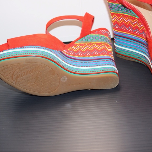 Red with multi color platform heel sandals🔥🔥🔥🔥 - Picture 3 of 8